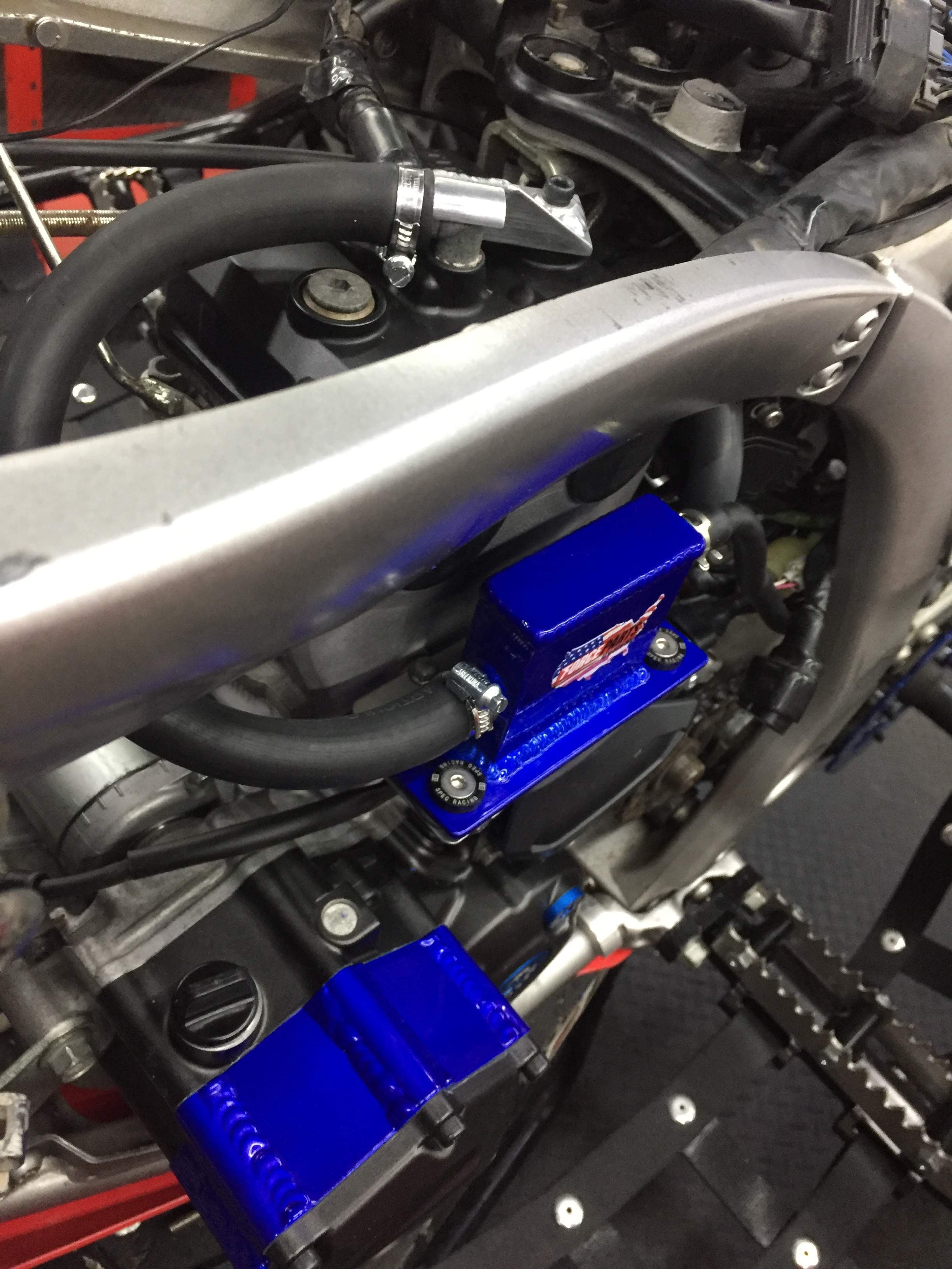 ENGINE SPARK PLUG HOLD DOWN YFZ 450R