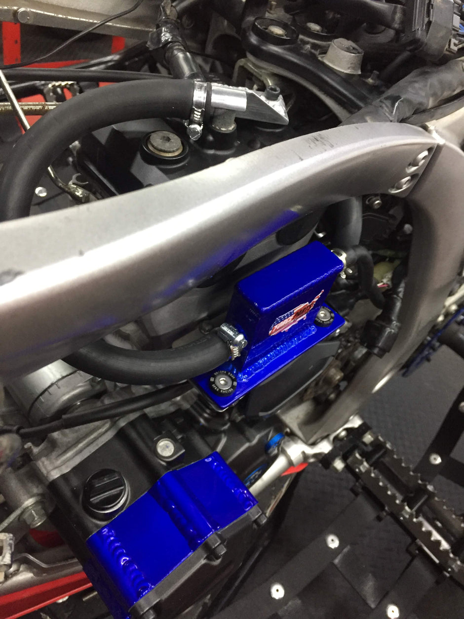 ENGINE SPARK PLUG HOLD DOWN YFZ 450R